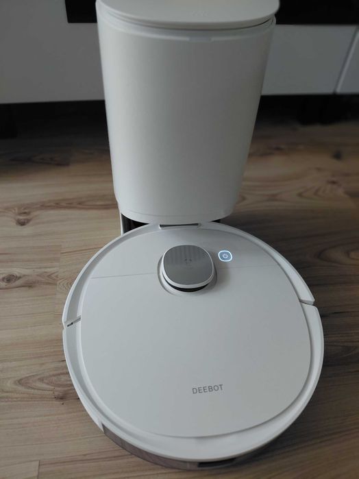 Robot sprzątający stacja SAMO OPRÓŻNIANIA mopowanie wifi