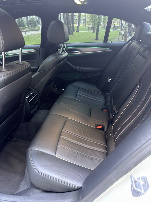 BMW 530e плагін гібрид M Package