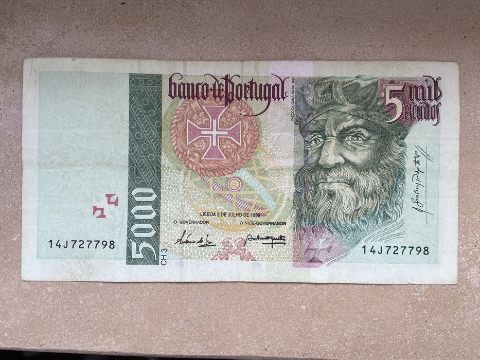 2 Notas 5000 Escudos 1998