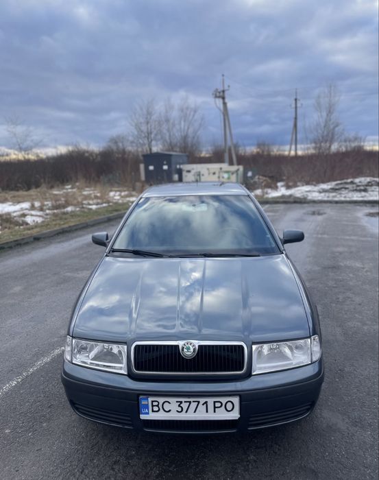 Продам Skoda Tour 1.8 газ/бензин в гарному стані