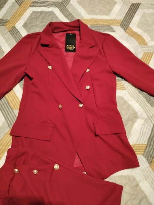 Conjunto calção+blazer bordô tam.S/M
