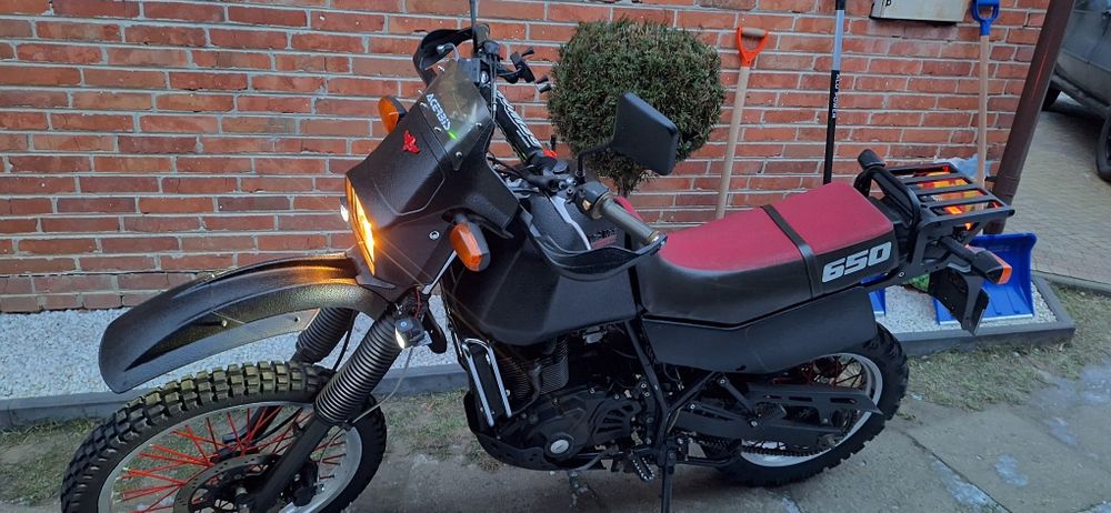 Suzuki DR 650 R Dakar