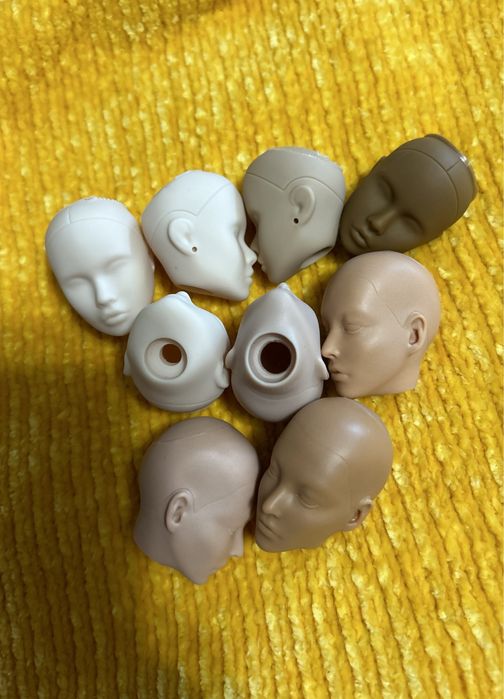 Запчастини, голови,кісті рук на ООАК для ляльок Менгф Інтегріті Барбі