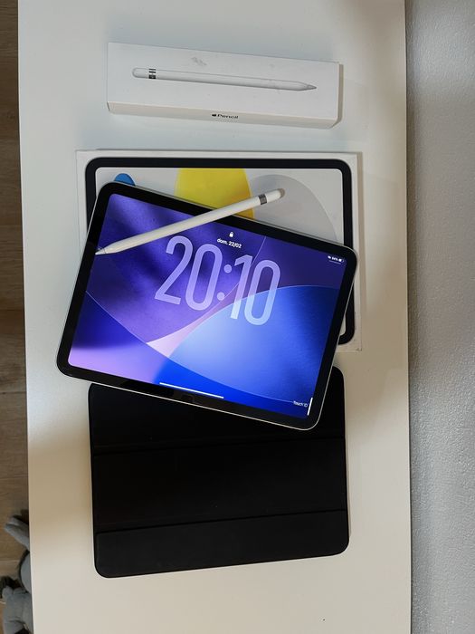 iPad 10th Gen + Apple Pencil, folio case e pelicula