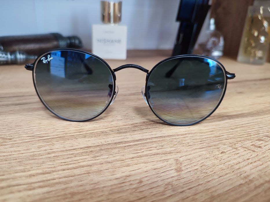 Ray-Ban RB3447 Round Metal