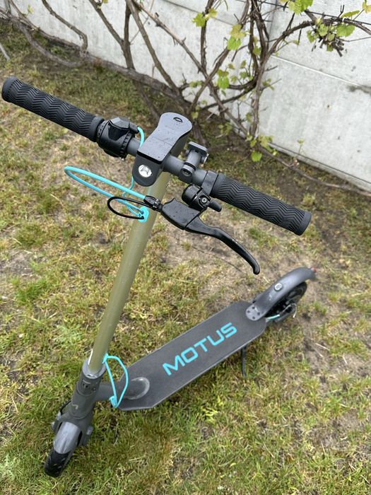 Motus Scooty 8.5 lite + ładowarka