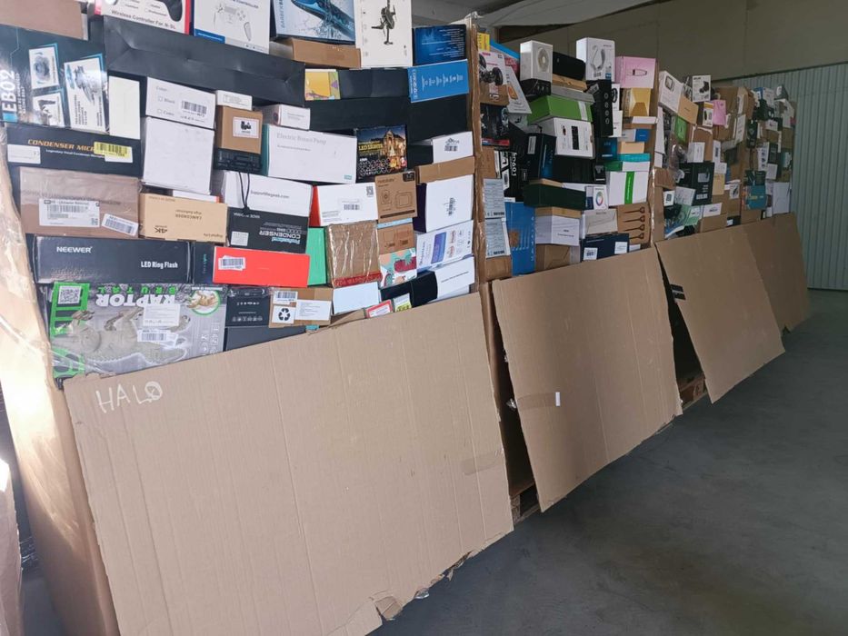 Palety Amazon Nadwyżki Główny Importer Klasa A Codzienne Dostawy!!