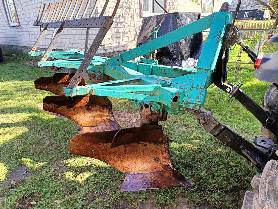 Продам Плуг ПЛН 3-35