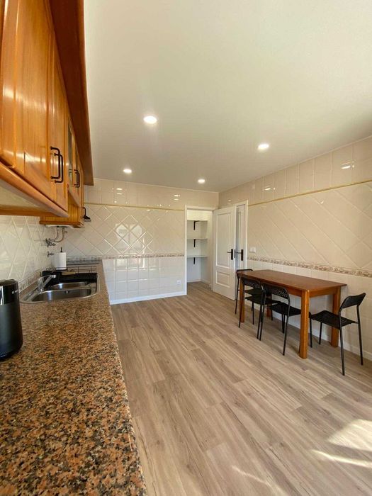 Apartamento T3 para arrendar à semana em Peniche
