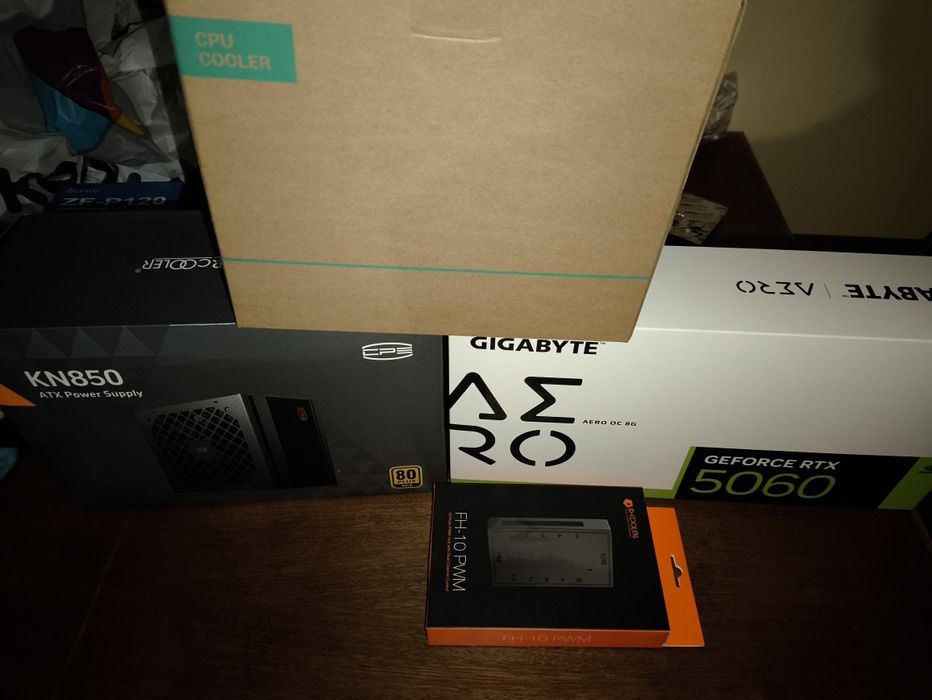 Продам Пк AMD Ryzen 5 7600X Gigabyte RTX 5060 AERO OC