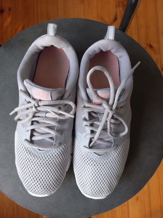 Кросівки NIKE opигігал 38 розмір