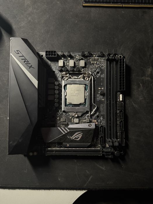 комплект Asus Strix B360-i gaming WI-FI mini. intel i7-8700