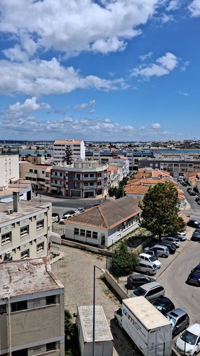 Vendo T3 portimao  vista Rio Arade só particulares