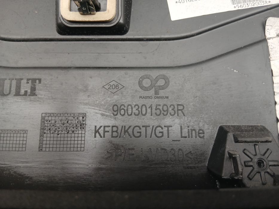 Spoiler / aileron da tampa da mala RENAULT Megane IV Grandtour (K9A/M_