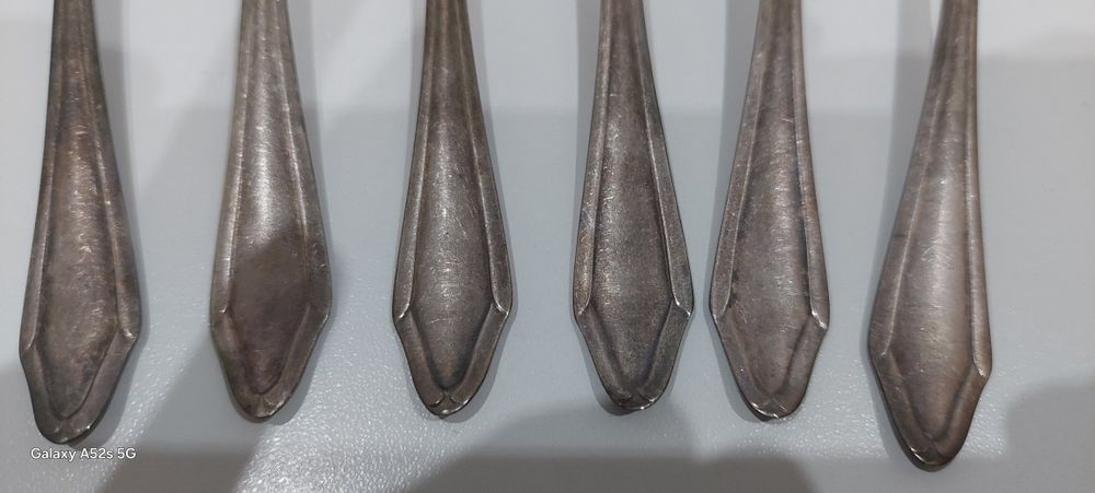 Stare, posrebrzane łyżeczki do herbaty