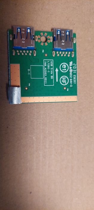 Portas USB monitor Dell P2719H