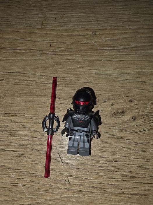 LEGO Star Wars Інквізитор із червоним світловим мечем