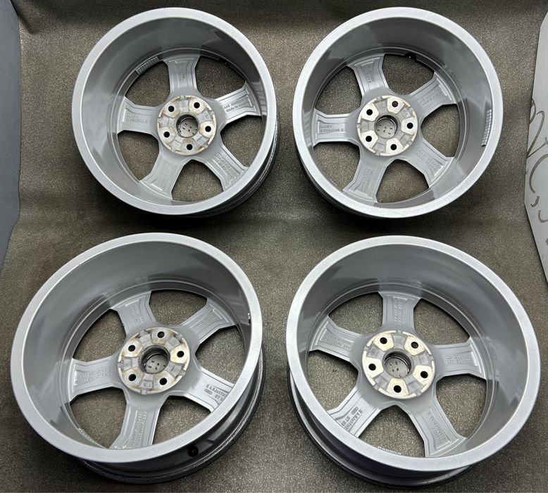 Диски 2020р R17 5 112 et38 J6.5 Оригінал Audi Q3 karoq a4 ауді