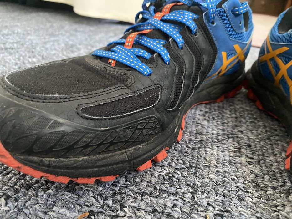 Кросівки asics 48 р