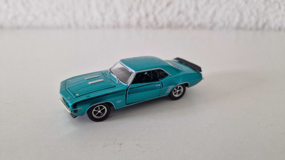 Camaro «1969» 1:64
