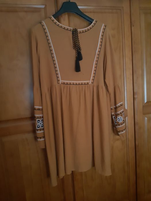 Vestido cor tijolo