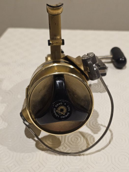 Carreto pesca daiwa gs9