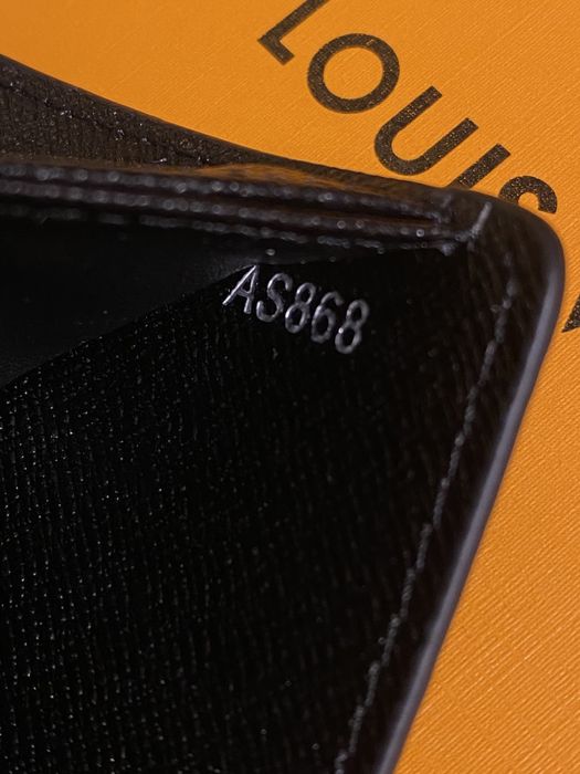 LOUIS VUITTON Multiple Purse Wallet