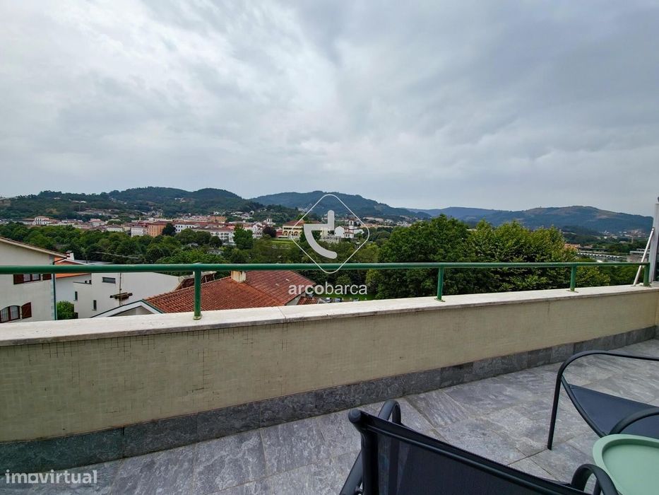 Apartamento T3 Renovado, Mobilado e Equipado – Arcos de Valdevez