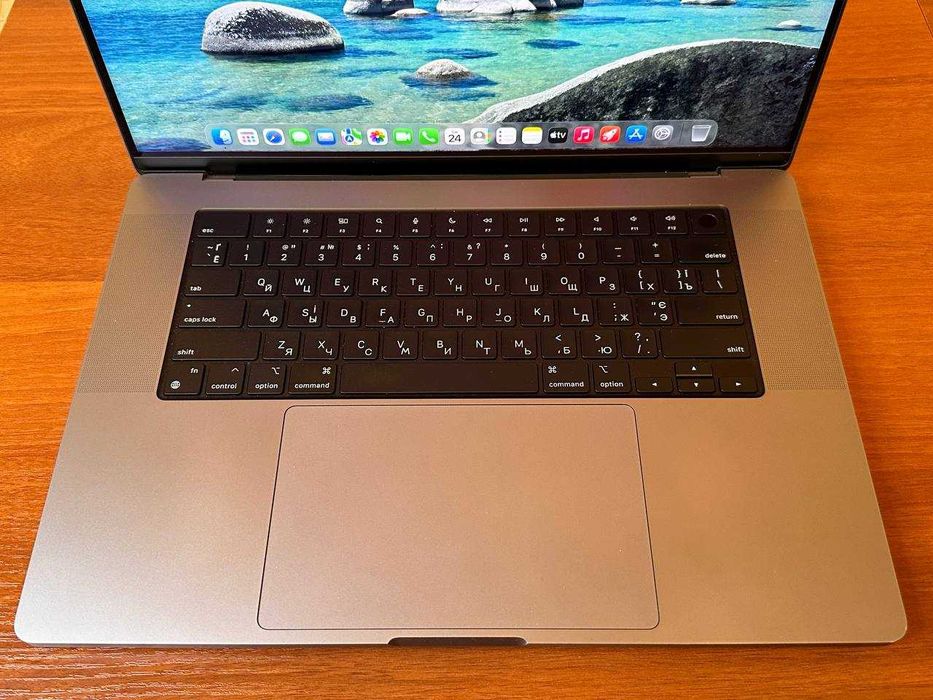 Macbook Pro 16 M1 PRO 16 512