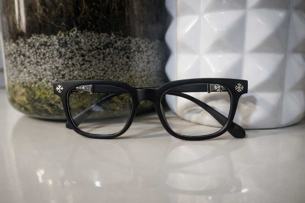 Czarne okulary Chrome Hearts style
