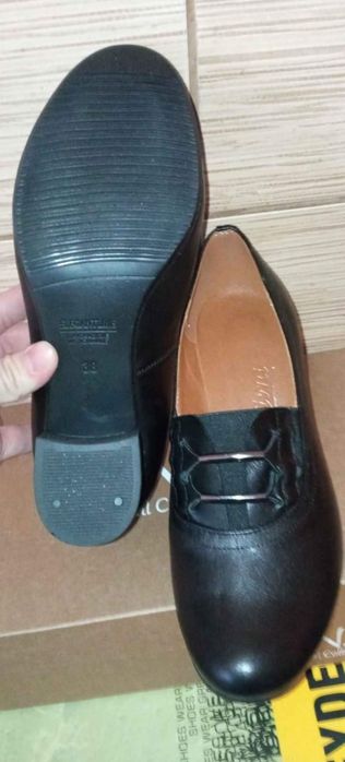 Шкіряні туфлі 38 розмір