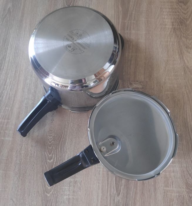 Induction-Compatible Pressure Cooker475975962970050564