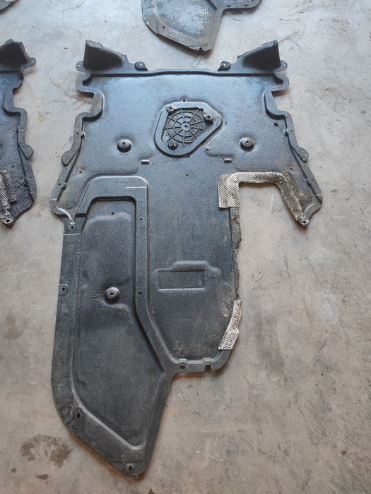 Osłona dolna pod skrzynię biegów BMW E61 e60