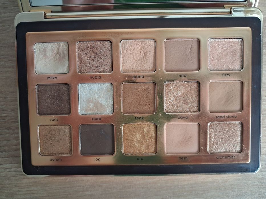 Natasha denona paleta cieni Golden