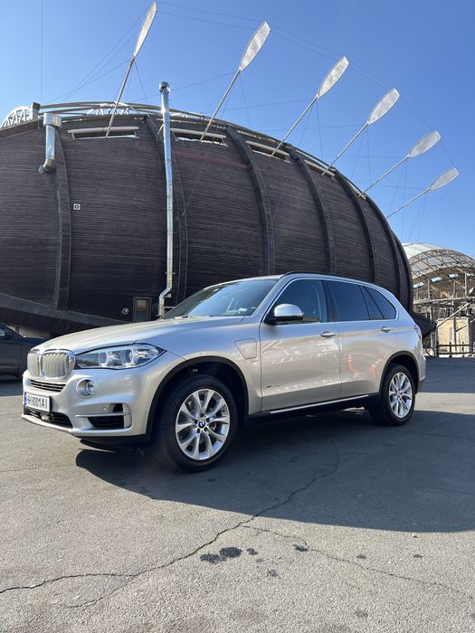 BMW X5 2016 2л гибрид шампань