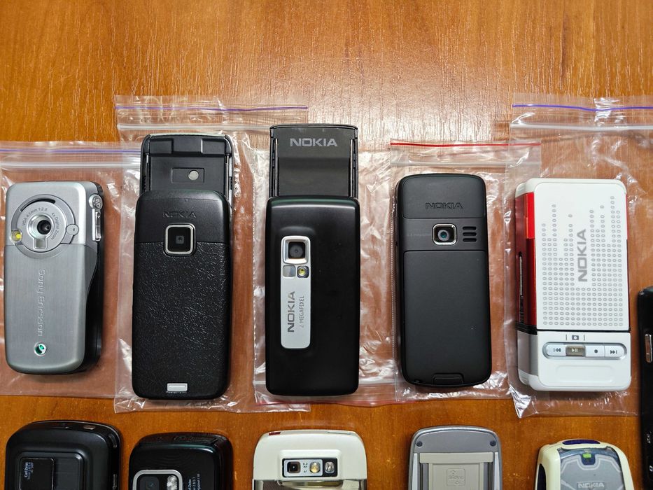 Лот мобільних телефонів Nokia, Samsung, SonyEricsson