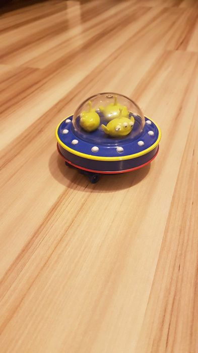 Zabawka Kosmici w UFO, Toy Story, jeżdżąca, nakręcana