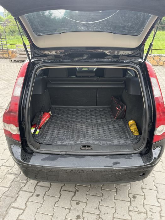 Volvo V50 2006 1.6 дизель МКПП