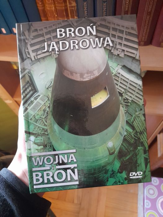 Kolekcja 47x plyt dvd - wojna i broń