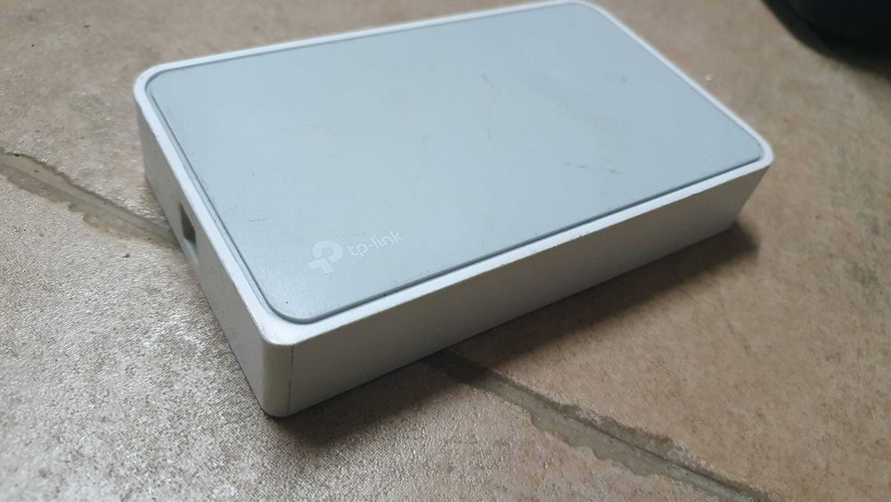 Switch 8 portas TP-Link TL-SF1008D