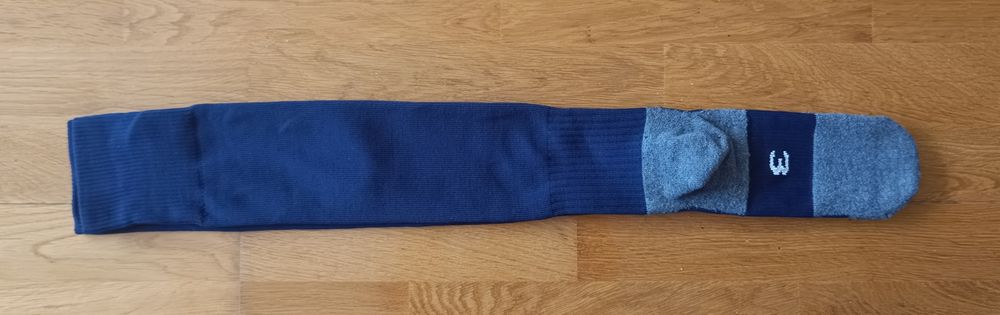 Meias de futebol Puma tamanho 3 - entre 41 e 43.