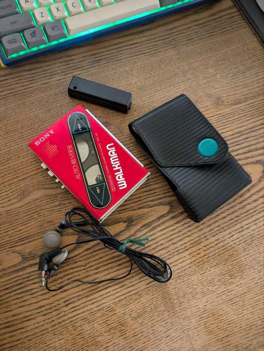 Ретро Касетный плеер SONY WALKMAN Walkman WM-101
