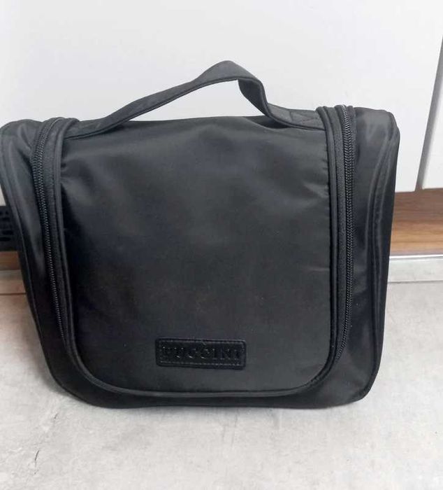 Kosmetyczka podróżna czarna Puccini