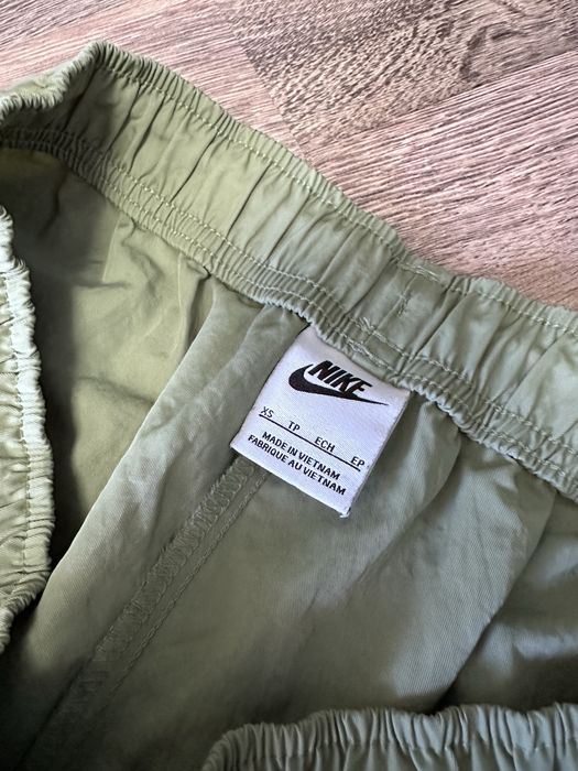 літні штани Nike