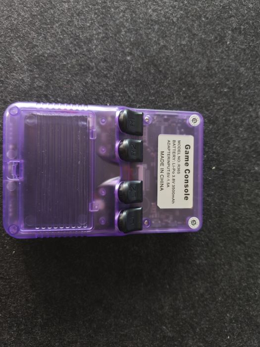 Consola Portátil R36S (centenas de jogos incluídos)