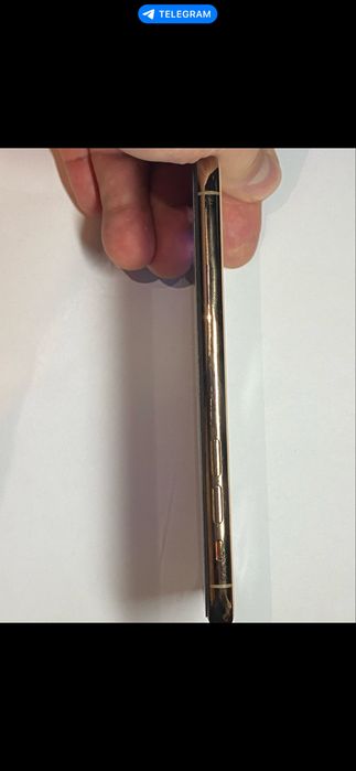 Продам Iphone 11 pro