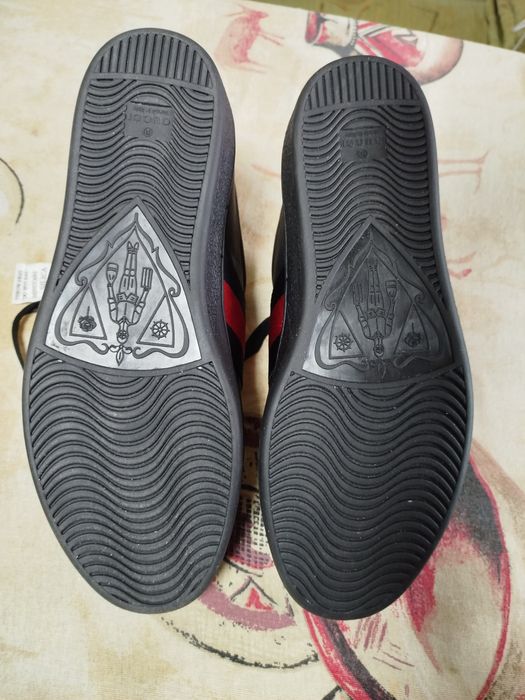 Кроссовки кеды туфли GUCCI с вышивкой (разм.42, 27.5 см).