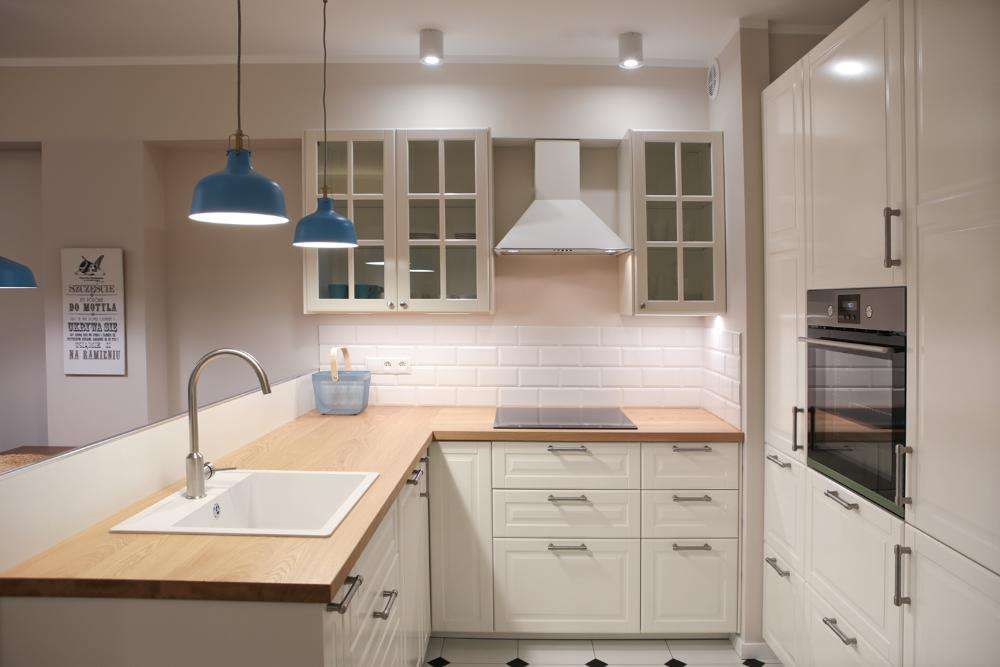 Lech Poznan Mecz Wynajmij apartamebt JACUZZI Plac Wolności 6