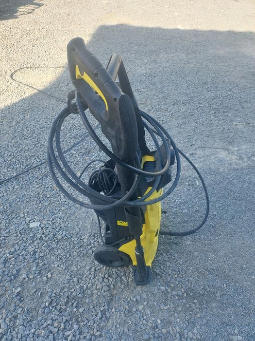 Продам Karcher K 4