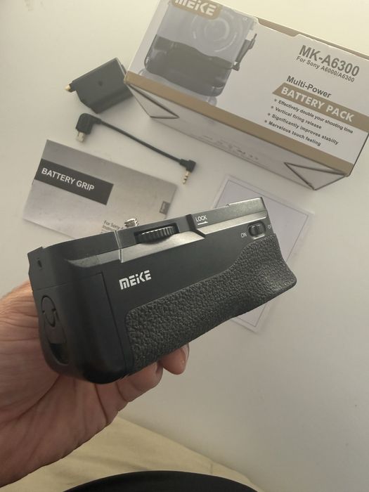 Grip Vertical Meike MK-A6300 para Sony A6000 / A6300 – Completo na Caixa